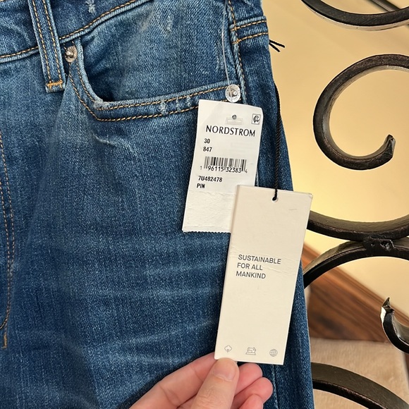 7 For All Mankind Ultra High Rise Dojo size 30 - Picture 4 of 7